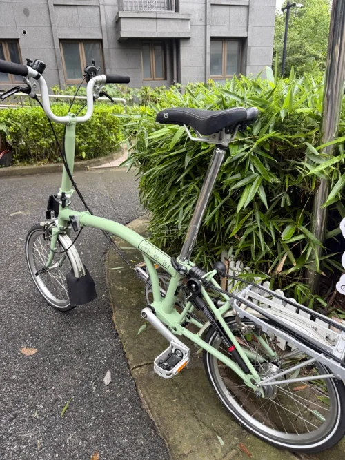 购买的大件（折叠车） 到手完好
包装的非常细致  卖家附带的购物凭证齐全 物品品相完美
非常好的体验