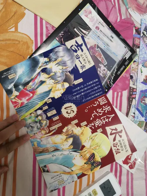 终于收到蹲了很久的邻座的怪同学12卷dvd！卖家打包特别用心，硬纸板加固，挖煤姬合箱包裹层层防护，打包牢固，合箱没有额外压坏物件。
能收到这么完好的中古周边太开心了。全程下单、入库、发货都很顺畅，性价比很高，切谷安心又省心。