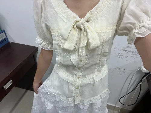 第一次用挖煤姬海淘衣服！成功下车了，收到了两件超级萌的衣服呀～在这里想夸一下挖煤姬，购买流程特别简单，看一次教程就学会啦！
嘿嘿，下个月再买一次～