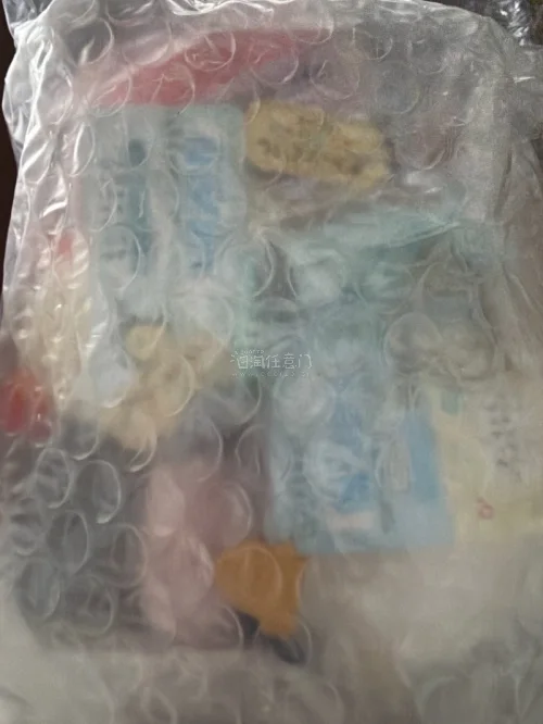 非常好的一次购物体验，包装非常精美，而且很安全，快递根本就不会损坏，到手很放心，希望能再快点～喜欢喜欢！