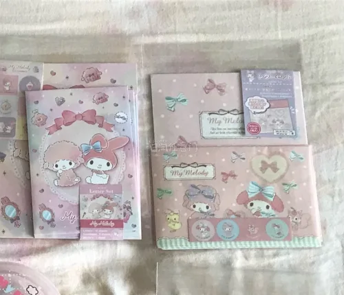 挖煤姬这单必须五星好评！所有信封信纸套装都太完美了，做工精致，纸张质感超好，颜值比图片还惊艳。包装也很用心，没有任何折损。物流快得离谱，从下单到收货没几天，这效率绝了！已经在看下一单了，准备多囤几套送朋友。这么好的宝藏平台，必须安利给所有喜欢日系文具的小伙伴！