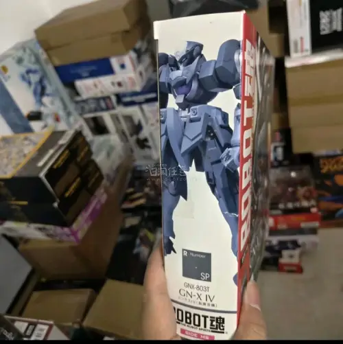 终于蹲到心心念念的万代Robot魂 GNX-IV指挥官机！作为高达00里人气超高的限定款，这款机型凭借专属配件和独特机甲质感，一直是我收藏清单里的必入款，这次海淘入手全程体验拉满，必须好好夸一波！