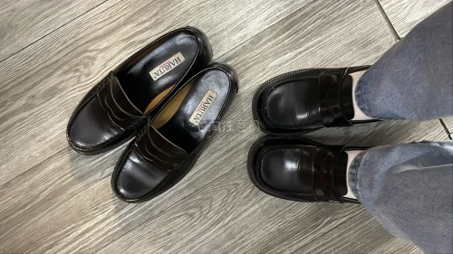 买到两双好美的haruta