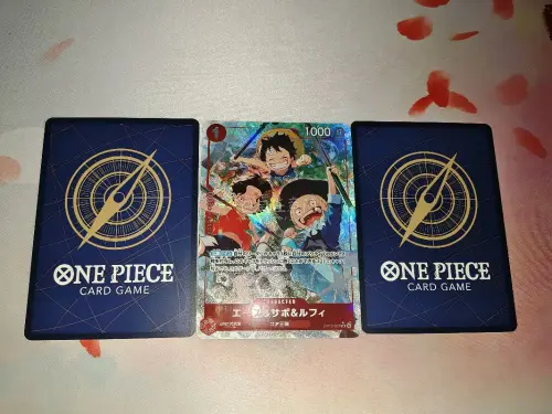 期待了很久的OPCG异画三兄弟卡平安到达，完美无瑕，打包非常严实，当时随手一刷就看到了，果断拿下，还得是挖煤姬啊！