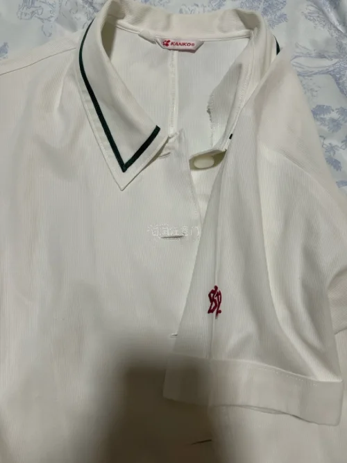 已经不知道多少次在挖煤姬购入物品啦，这次淘到日制校供西服、格裙、校供包等等，仓库打包特别用心，漂洋过海到手完全无破损。