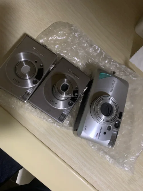 收到了胶片相机