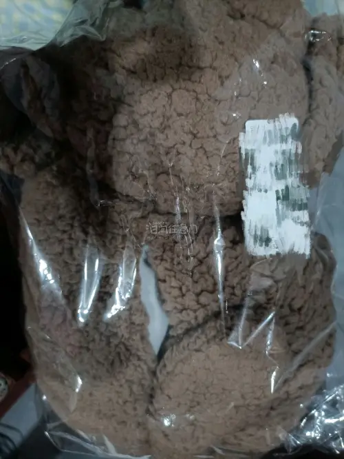 不按体积重算的话用竹蜻蜓运毛绒真的非常合适呀！这次买了一直很想要的马卡钦，可惜没赌到全新，但是状态还是不错滴~