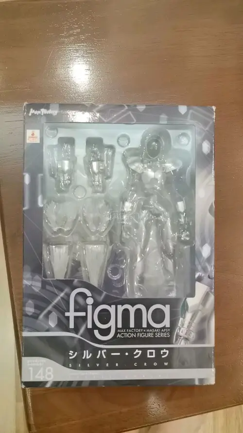 通过任意门平台在雅虎日拍拍了几个gsc粘土人和figma，走的EMS海运，打包非常不错，速度也还可以，挺好的