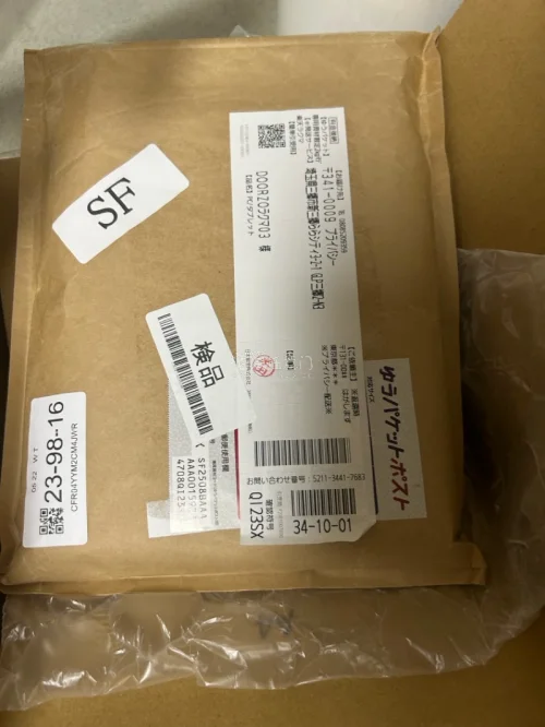 第一次用挖煤姬买电子产品，感觉好棒?首先包装?很整齐，用起来很白很清晰，虽然在海上飘了一个月，但是到我手上这种期待感是无与伦比的！每一个细节都做得很用心，我感觉在这儿买东西是靠谱的，也是可以用心期待的，而且我的这一个电子产品很清晰，海外的产品不用担心组装机了！