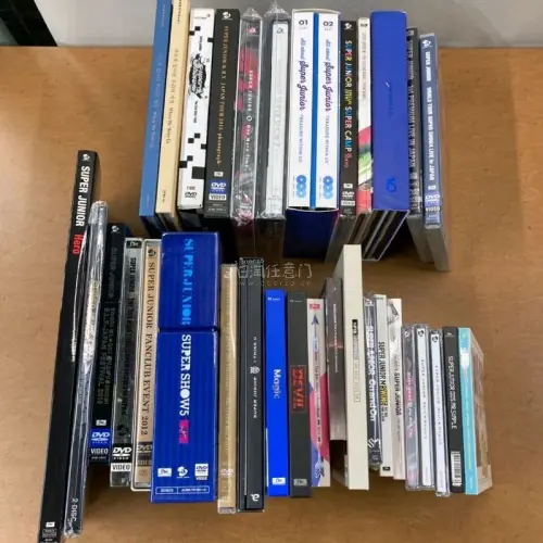 完完全全的捡漏，以低到无法相信的价格拍到了这些专辑。ss7心水很久了，没想到里面就有，而且还有小卡，真是幸运的一天