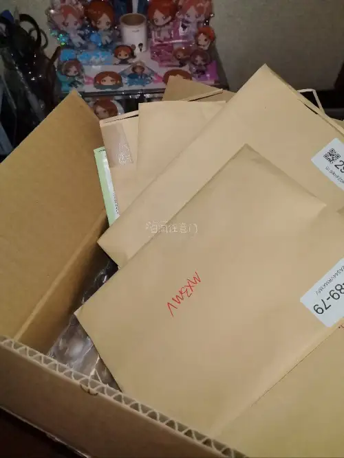 这是第一次切煤，之前因为害怕国际，所以一直不敢下手。但是想着人总要尝试一下，于是便有了这一次。然后发现在有免手续费的券和积分的加持下，其实挺便宜的。
我切的自推，是一些在国内要贵上几十，想收的柄图和国内根本收不到的谷。总体下来和运费一均还是好价，后续还会继续壮大我的...