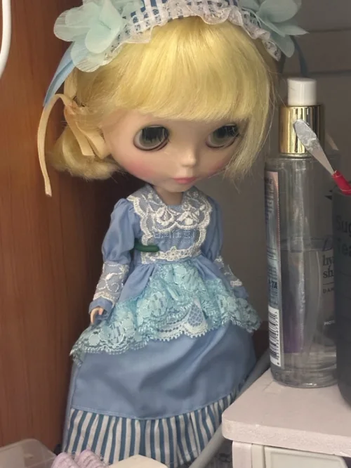 在煤炉上好价购入了三丽鸥大眼青蛙的周边，并且还购入了几套樱花妹手作的布莱森尺寸的衣服，十分美丽，价格划算，暑假已购清单很满意！