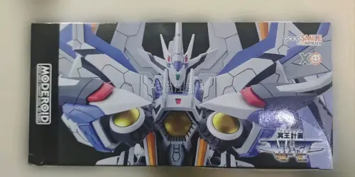厂商：GSC Good Smile MODEROID 拼装系列
​原作：《冥王计划志雷马》，宫内利尚原画监修造型
​超级系复古机甲拼装模型，俗称大志雷马、烈冥王。成品高度约18cm，体型厚重巨大。分色：浅银灰主体+深蓝装甲+橙色细节预分色，多成型分件，大面积不用补色...