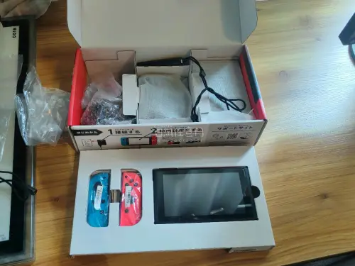 这款海淘集运软件太适合长期海运囤货，运费透明无隐形收费，多包裹可一键合单省不少钱。客服回复及时，申报会细心提醒电子产品规范，Switch全套打包裹满气泡膜，全程物流实时更新，海运时效稳定，贵重物品运输安心，无限回购。