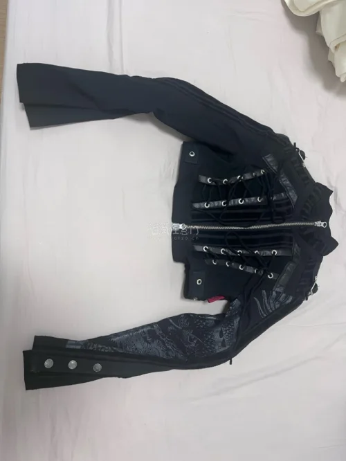 商品质量超出预期，做工精细无瑕疵，性价比超高。物流发货迅速，包装严实完好，客服耐心回复问题，整体购物体验极佳，真心推荐大家入手！