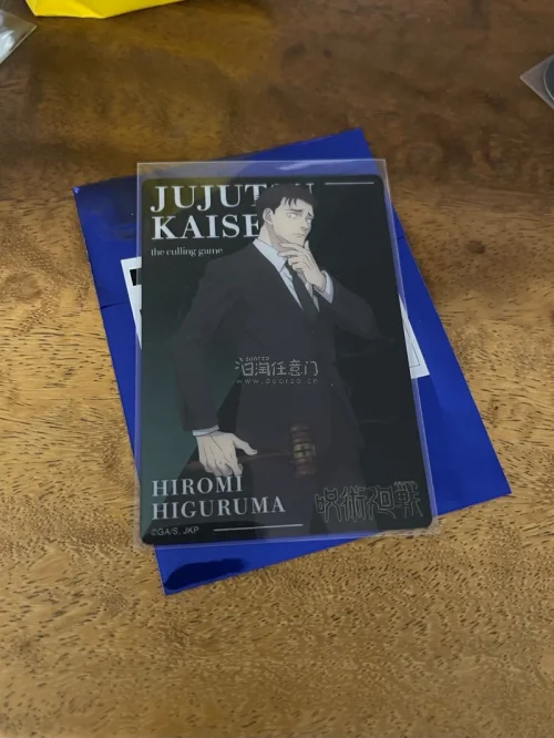 这次尝试了竹蜻蜓寄回，非常快速，本来想到要寄海报回来，这个尺寸邮费可能会很高，但发现竹蜻蜓邮居然依然按重量收费，而且樱花妹商品简介写着弯曲发货这么的很担心折了，但收到时挖煤姬帮我换成了纸板夹着打包得非常完美没有一点折损，超级大好评！！！！