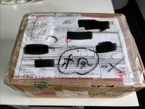 总能发现以前种草的东东，价格合适有优惠券就下手了。海运一如既往的性价比给力，包装稳稳，漫画成色尚可，可以美美地看了