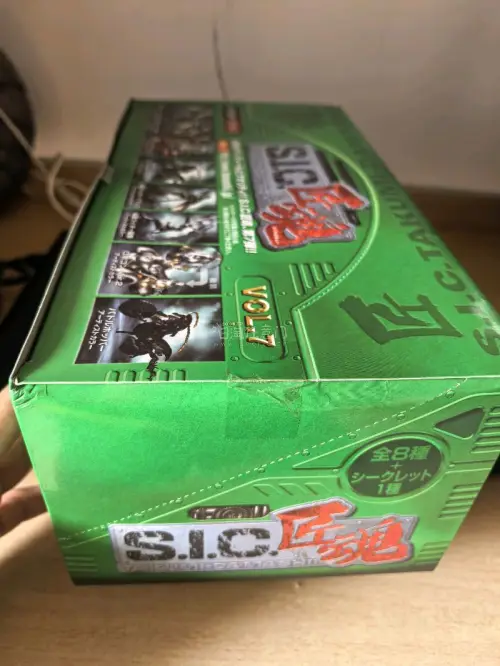这次分享的是挖煤姬上买到的一套sic匠魂，关于老特摄的，很喜欢！挖煤姬操作简单方便，快递打包给力，售后也让人放心，会继续支持挖煤姬！