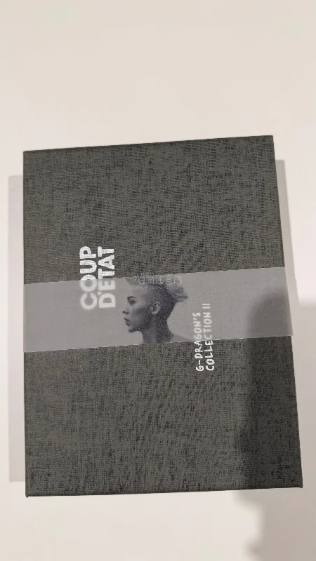 多次使用挖煤姬切专辑体验依旧很好，打包加固到位，专辑外壳无压痕，小卡完好。物流轨迹清晰，还价功能便捷，日淘专辑首选平台。