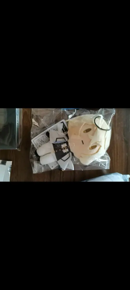 大家好，欢迎收看我的七月挖煤姬暑期购物清单分享，这次又在挖煤姬买了很多周边，这次淘到了近侍曲cd，长条趴趴，迷你散步娃还有极化冰箱贴，冰箱贴一眼就看上了，但是没有拼到团于是在煤炉蹲了，看到价格合适的就下手了，实物很不错，都很物美价廉。这次还是用的邮政epl，价格实惠...