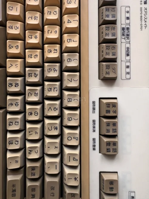 不得不说挖煤上速度是最快的，app体验也很好，搜索功能和界面也很友好、易操作，如果能取消或者优惠代购服务费就更好了，总之还是很值得推荐的！