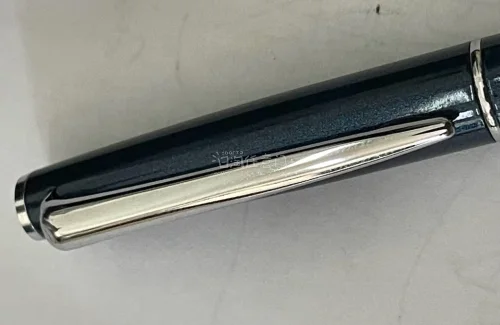 新手友好的日淘平台，界面自带翻译操作简单。商品成色标注清晰，仓储周期长可分批合箱，包装严实不易损坏，多条物流可选，费用明细一目了然，回购多次体验稳定。