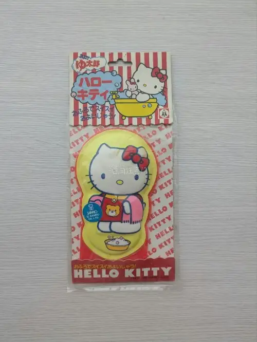 已经是很多次的海淘分享了，这次还是喜欢的三丽鸥，美乐蒂和Kitty，收到后越看越喜欢，收纳册改成了手帐本，挖煤姬用起来也是得心应手！，最后一张欣赏一下我淘来的好物
