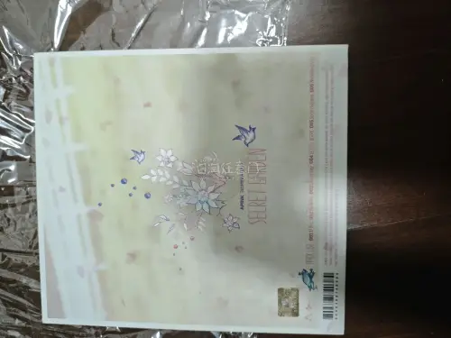 这次物流十分分之快呀，而且包装又好，填充物又多，安全收到，真的很开心，能好好听歌咯，竹蜻蜓便宜，包装又好，期待下一次的收货
