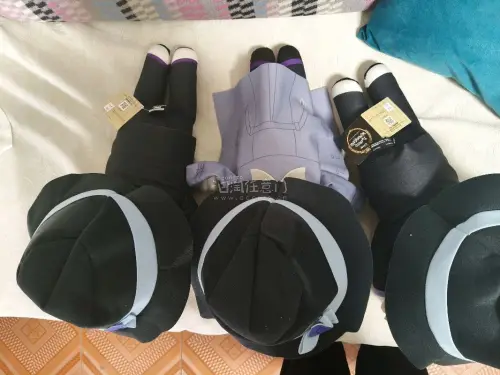 个人闲置和店面出物简介什么的都可以翻译，体验感特别好！挖煤姬的搜索是我最爱用的界面特别，挑选商品特别方便～预售还是现货以及商品状态一目了然总之非常爱用
物流选择的竹蜻蜓，对于买毛绒来说特别经济实惠，而且因为有报关所以被税概率特别小用起来很省心！因为对商品不放心还是选...
