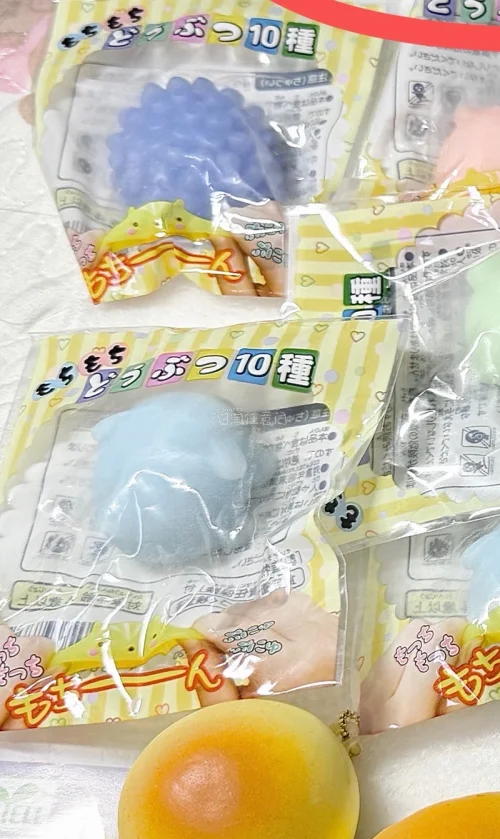 挖煤姬切的第一单，体验感很好，这单走的EMS，包裹很严实，还包了泡沫纸，东西完全都没有损伤，因为这单里面有书所以走了小航空，送货审核大概是三四天，东西也很好，选择挖煤姬页面简洁方便，适合新人用，第一次切很开心