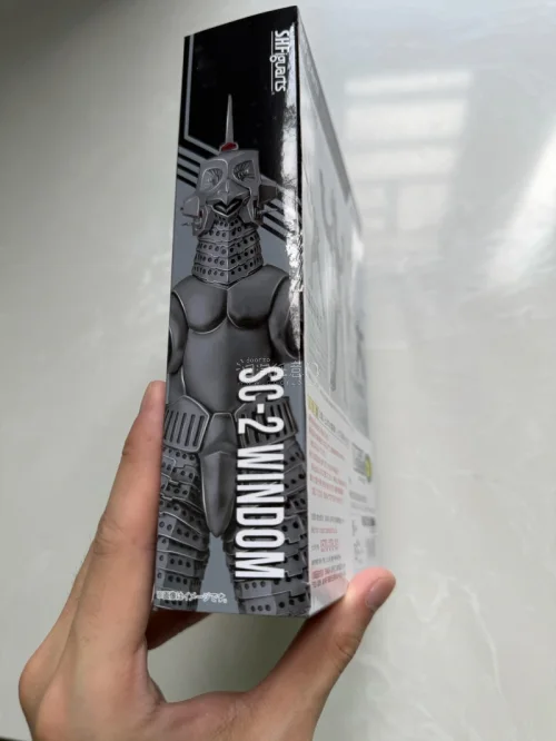 淘了一个泽塔奥特曼里的怪兽，乌英达姆，长相可爱，还是全新的，总是能在这淘到一些好价手办，买了很多次，物超所值
