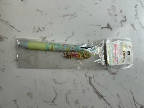 这次购物买到了很多心仪的东西，整体没出什么问题，发货速度物流速度还算可以，收到后也是很硬的纸箱和几层泡沫袋包着没出问题