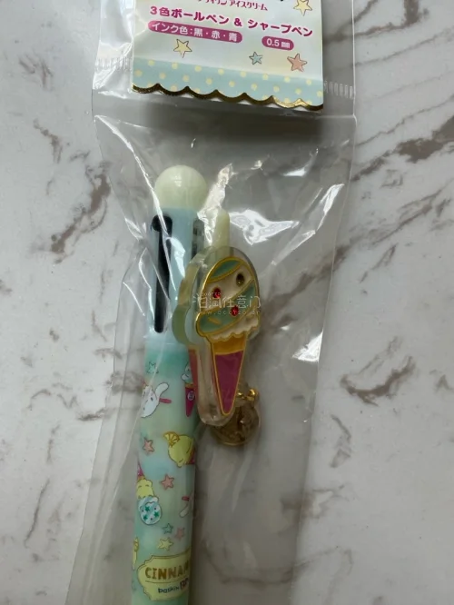 这次购物买到了很多心仪的东西，整体没出什么问题，发货速度物流速度还算可以，收到后也是很硬的纸箱和几层泡沫袋包着没出问题