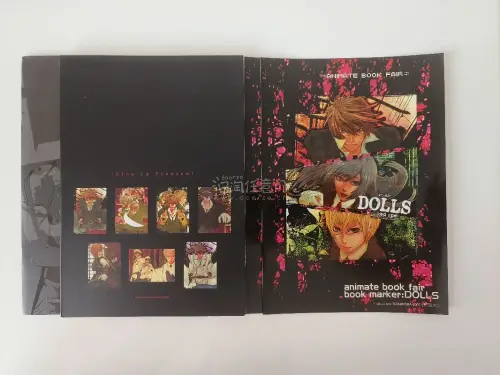 漫画、明信片、吧唧、相卡、公示书均完好，打包超用心，吧唧无伤，纸片无折，漫画角完好，物流迅速，满意！


