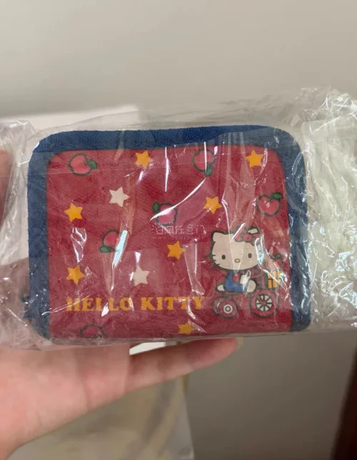 超级喜欢这个平台，很感谢挖煤姬能淘到很多喜欢的小东西，经常来买，邮费也不贵，很划算，主要是买到喜欢的东西很喜欢呀，小伙伴有喜欢的可以尝试哦