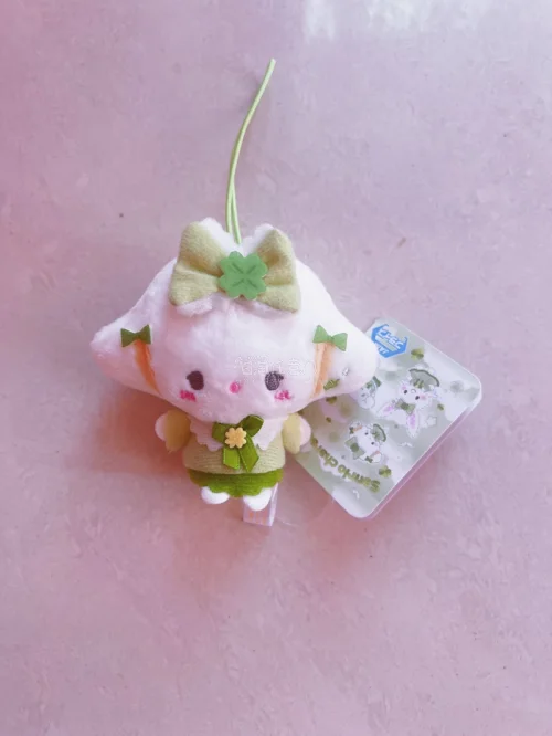 本次是在挖煤姬里面购入的小麦粉精灵毛绒玩偶，整体看上去没什么问题，非常满意。这次走的是竹蜻蜓，合单发货很快，大概10天左右就到了。挖煤姬真是太好用了。