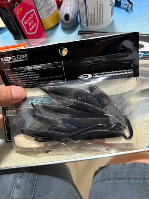 多次在挖煤姬淘日系路亚装备，整体体验十分顺畅。代拍响应及时，仓库合箱免费，打包防护扎实，饵、鱼钩没有磕碰。物流轨迹更新清晰，客服耐心解答疑问，手续费透明，想入手日本路亚好物很推荐这个平台。