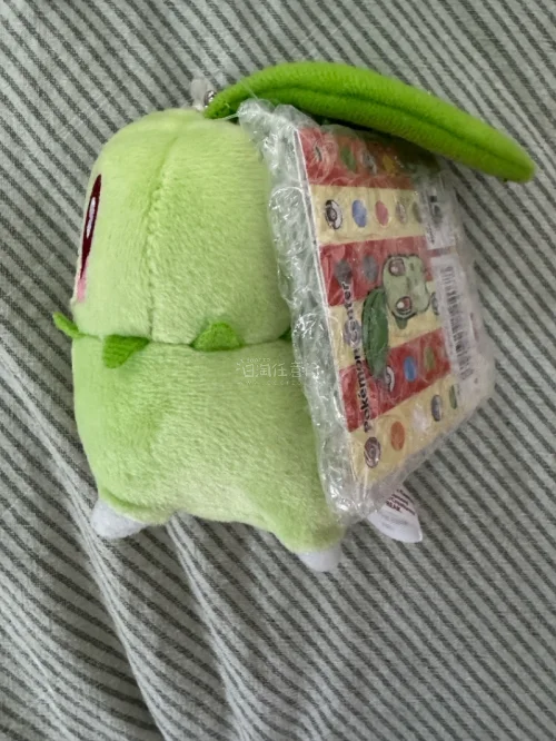 这次分享的包裹是petit的菊草叶，这次挖煤姬的包装里面塞满了泡沫纸，到手菊草叶的纸没有破损，很感恩！希望之后也能好好的收服新的菊草叶。