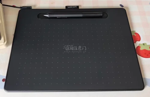 称打折算上邮费不到300买的，看到xhs上很多都是在其他地方买的，但是算下来好像挖煤姬上更便宜！主要是运费！有积分无限额兑换超爽的！抵扣下来就5元运费！超级划算！以后还来！多出点活动就更好了！