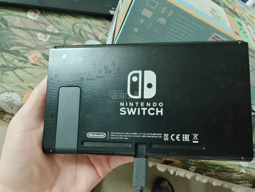 这次在平台参与雅虎日拍淘两台Switch限定主机体验很棒！平台竞拍流程清晰，商品实拍图完整，可以直观看清动物森友会、大乱斗限定套装的配件与外箱状态，信息透明。客服响应及时，转运相关规则说明清楚，中古游戏机品类丰富，能轻松找到心仪的老款限定机型。竞拍机制公平，顺利拍下...