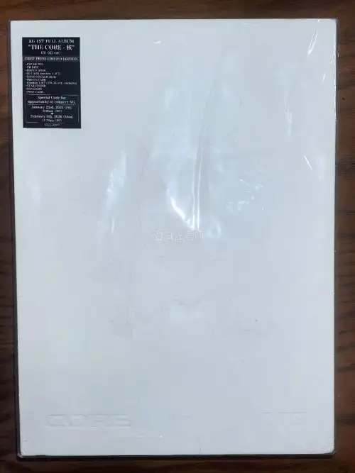 本单切煤主要运回的是XG正规一辑《XG 1st Album》的一些专辑和特典。
不得不说XG真的很会出专，配置和视觉也都特别用心。
这次运回选择的是竹蜻蜓路线，是非常划算且实惠的一条线路！打包也非常安全非常严实，一直走的都是竹蜻蜓，让人非常安心！