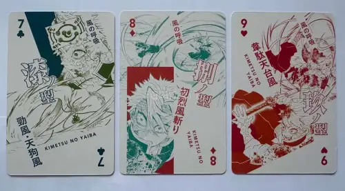 在挖煤姬蹲到心仪的鬼灭原画展扑克牌，漂洋过海安全到手！每张都是漫画原稿名场面，质感绝佳。打包严实完好无损，等待虽久，开箱瞬间一切都值得
