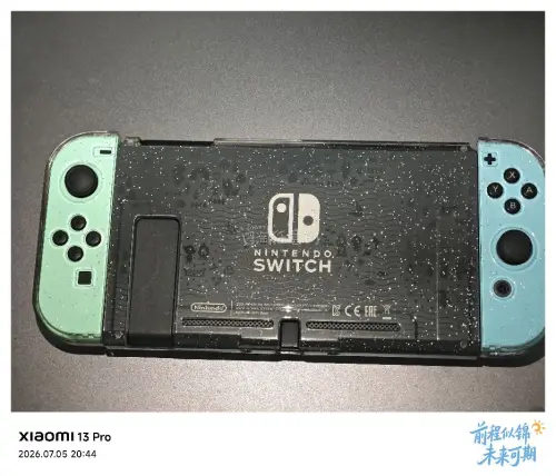 这次在挖煤姬入手了动森限定Switch主机，整体购物体验特别舒心。物流打包严实，机子到手成色和描述一致，薄荷绿的手柄颜值完全戳我，机身保存得很完好。日版机型运行日乙游戏适配度超高，画面流畅不卡顿，游玩体验拉满。平台下单流程清晰，中转物流进度可查，客服响应也及时，想买...