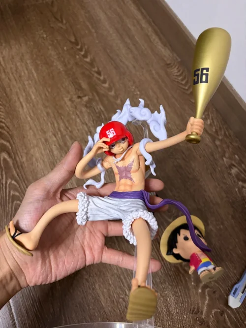 这次在任意门入手三款路飞手办体验直接拉满，必须来好好夸夸！平台检索超方便，各种冷门小众款、剧场限定小手办都能搜到，70岁老年路飞未来款、Q版大头路飞、五档蛋头岛棒球路飞一次性全部拿下，很多国内很难淘到的稀有摆件这里货源很全，不用到处蹲二手捡漏。