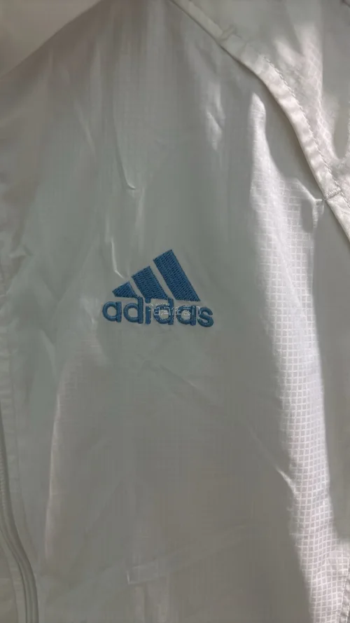 非常满意的一次购物 衣服特别好看 状态很好很新 款式满意 没有瑕疵 物流也非常给力 不白等 下次还会购入