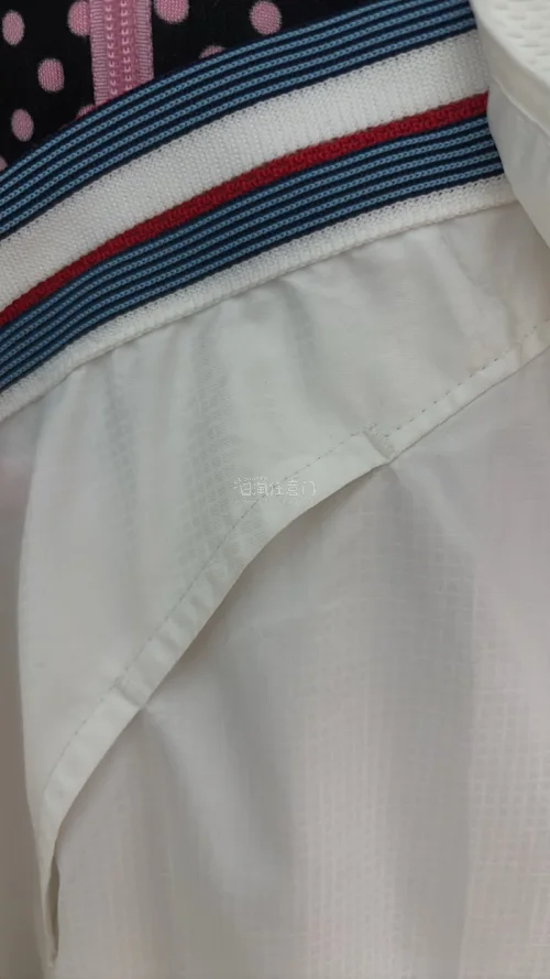 非常满意的一次购物 衣服特别好看 状态很好很新 款式满意 没有瑕疵 物流也非常给力 不白等 下次还会购入