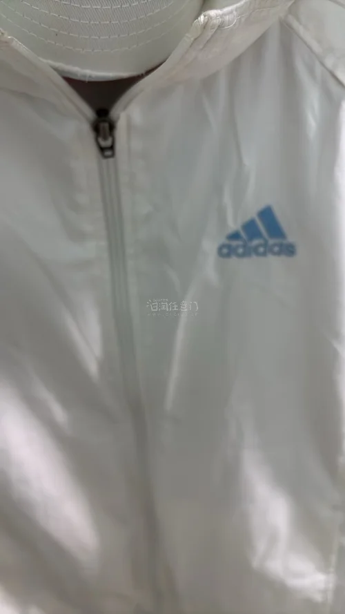 非常满意的一次购物 衣服特别好看 状态很好很新 款式满意 没有瑕疵 物流也非常给力 不白等 下次还会购入