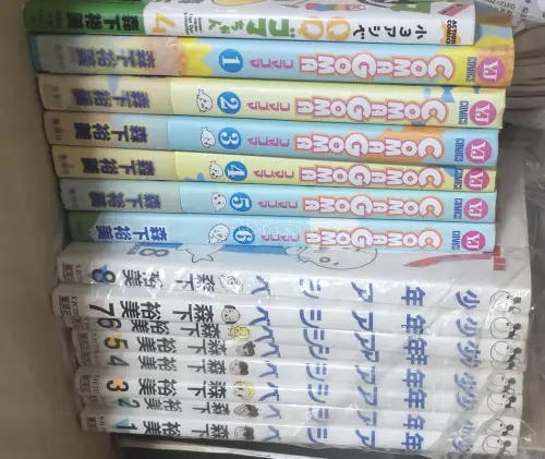 收到之后包装的很严实，没啥破损，安心
东西里面也没啥破损，翻开看也让人安心
没怎么拍照片所以发点漫画里的一小点内容
