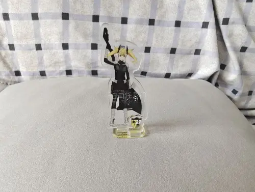挖煤姬八月购物清单，这一买的怪兽八号的立牌，都非常精美。这期分享也教你如何淘到心仪的周边，将喜欢ip输进去，下方点击仅看有货，挖煤姬的搜索框可以直接搜索中文，能够快速看到自推的周边，特别是那种很久时间没更新的周边，点击下方还价很容易成功，能省不少费用!	挖煤姬的下单...