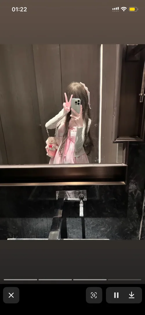 热门小萌款也可以优惠得到哇很可爱小白云粉云
多次使用挖煤姬，中文界面对日语小白很友好，煤炉、雅虎拍卖都可以拍。代拍响应快，仓库入库效率高，免费仓储方便凑单合箱节省运费。打包特别扎实，硬纸箱+充足气泡棉，衣服配饰到手完好。物流线路选择多，进度实时可查，优惠券活动也很多...